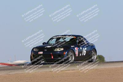 media/Oct-15-2023-CalClub SCCA (Sun) [[64237f672e]]/Group 6/Qualifying/